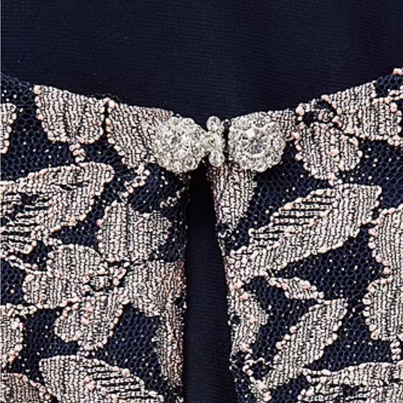 Jessica Howard designed this jacket and dress - Picture 3 of 5